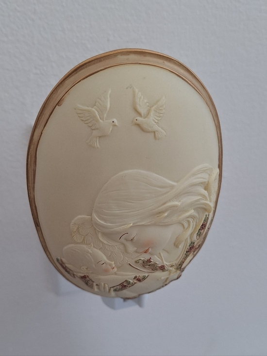 Night Light Angel - Picture 5 of 15